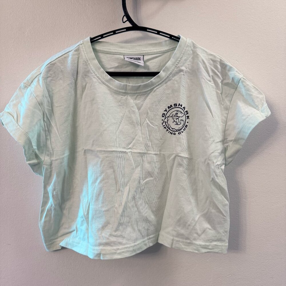 Bundle of Women's GymShark crop top TShirts - Picture 7 of 8